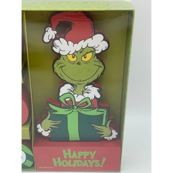 Dr. Seuss The Grinch Christmas 5 Piece Decorating Set & 3 Piece Wood Block Set - Picture 4 of 12